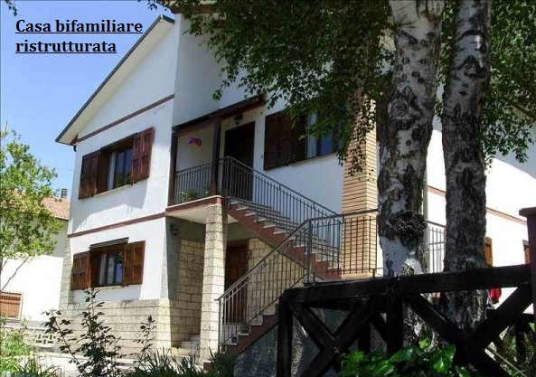 casa bifamiliare ristrutturata
