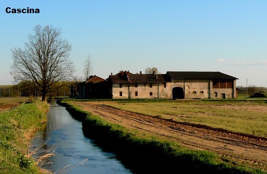 cascina prima di ristrutturare